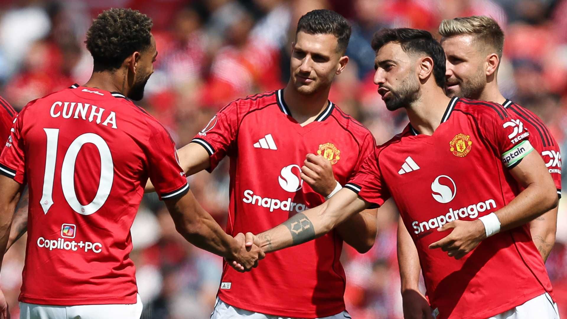 プレミアリーグ全20チーム紹介 2025-26シーズンは日本人選手も